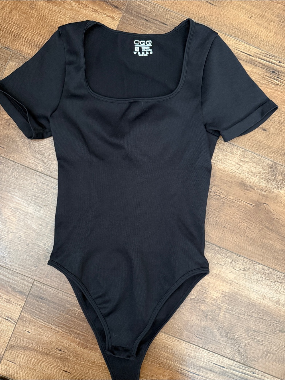 Women’s Black Square Neck Short Sleeve Bodysuit